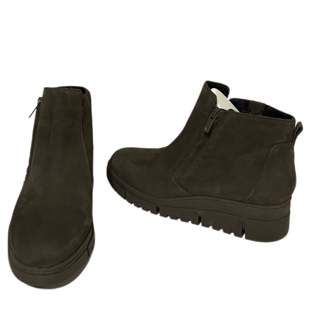 Vionic Olive Ankle Booties NWT - image 2